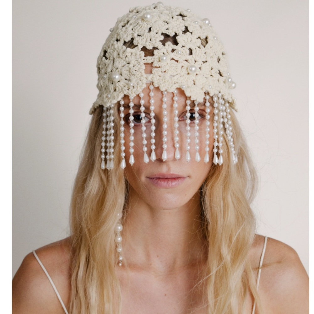Alas Vintage Crochet Bridal Headpiece in Cream